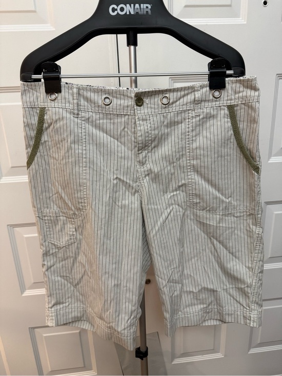 Weatherproof Pants - Weatherproof Women's White Pinstriped Bermuda Shorts with Olive Pocket Trim